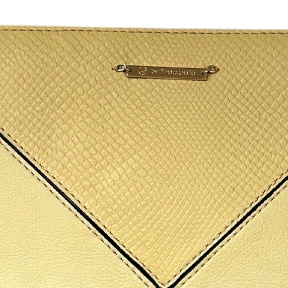 Linea Pelle Yellow Zip Around Clutch Bag Genuine Leather Studded Detail - Picture 3 of 11